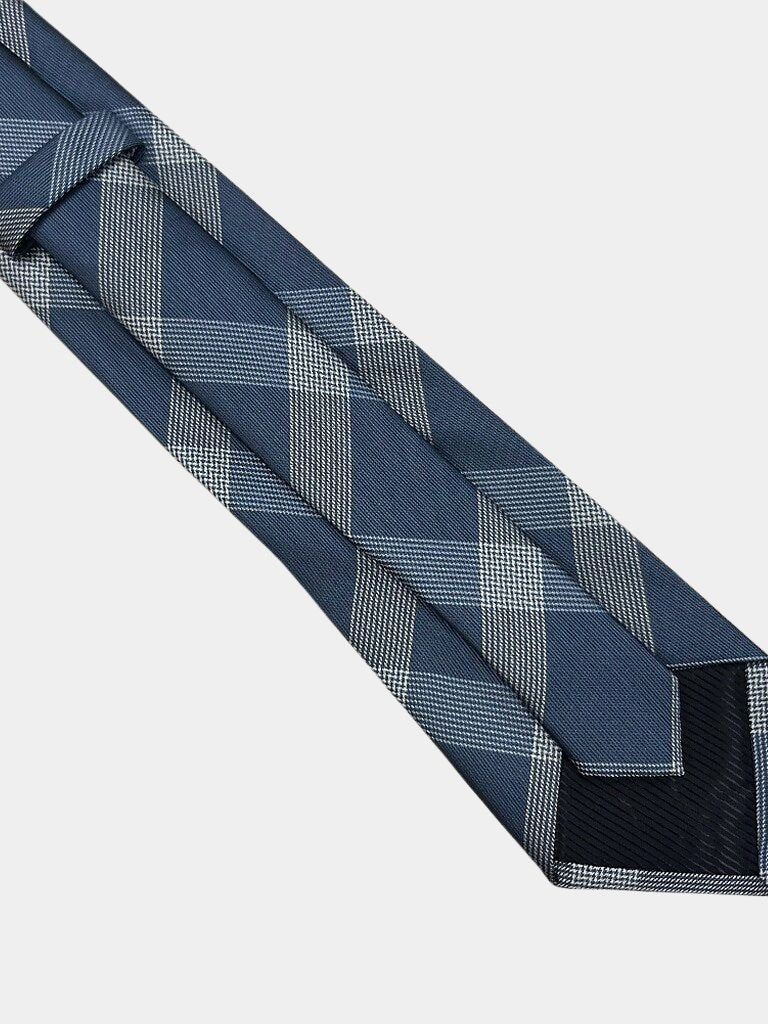Versatile styling