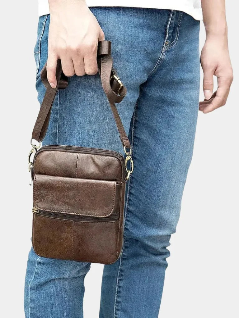 Essential Leather Shoulder Bag