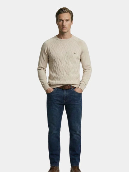 Minimalist Knit Pullover